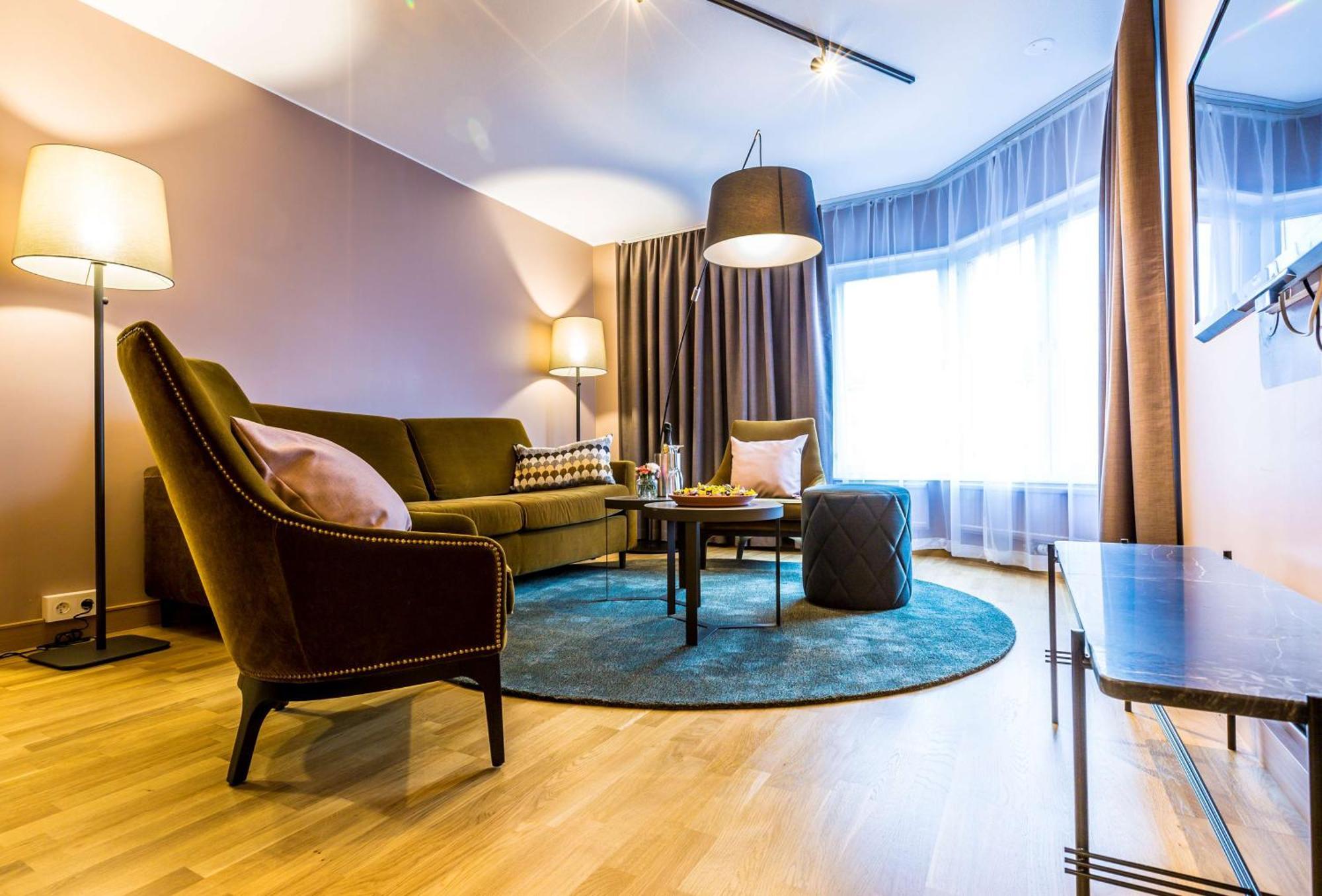 Scandic Grand Hotel Эребру Экстерьер фото