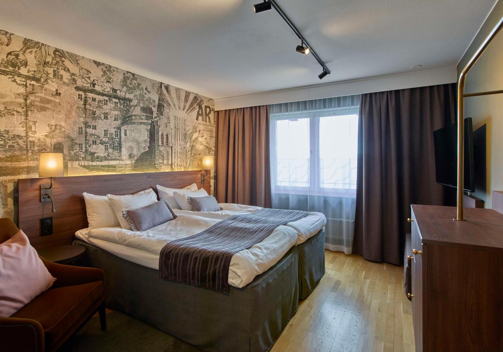 Scandic Grand Hotel Эребру Экстерьер фото